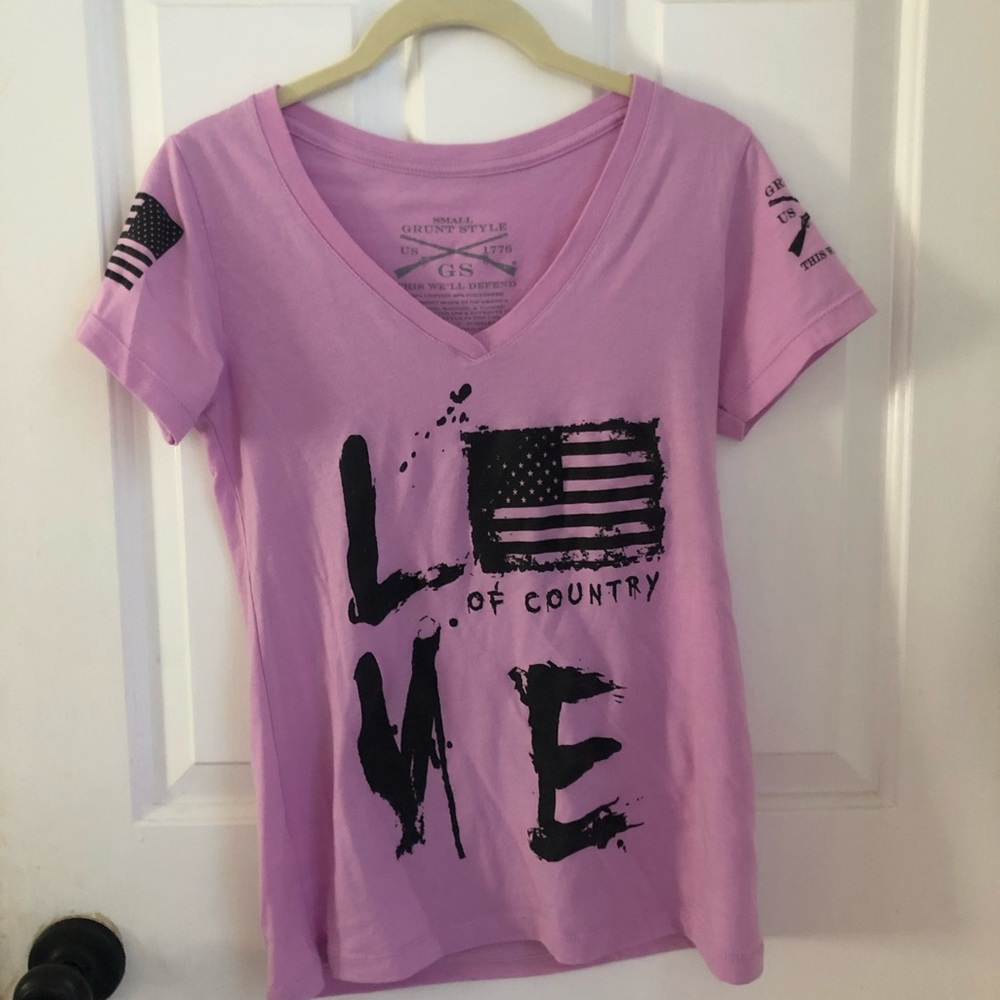 Grunt Style love of country Vneck tee S